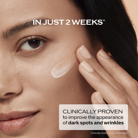 Dark Spot and Wrinkle Smoothing Serum,