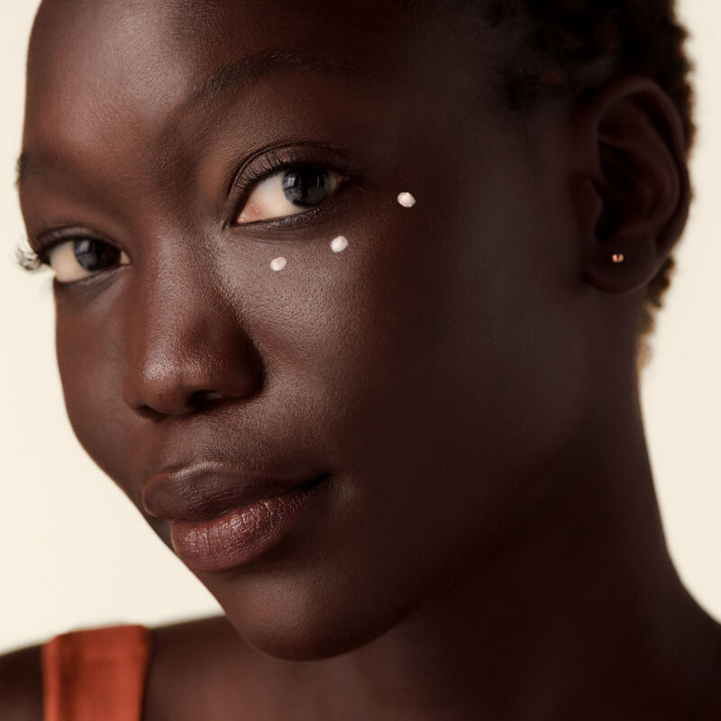 Wrinkle Smoothing Eye Cream,