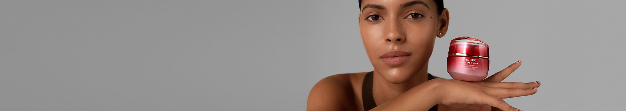 如何紧致肌肤：